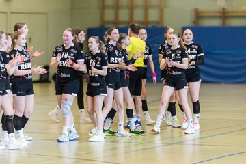 Bild 335 - wBJ SV Henstedt Ulzburg - Bramstedter TS : Ergebnis: 27:15